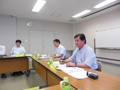 懇話会３