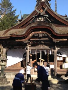八幡神社のかけ餅神事