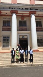 ダバオ市役所を訪問、市議会でスピーチ